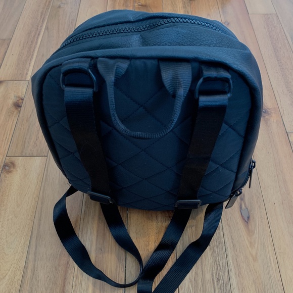 Adidas Mini/Small Backpack - Picture 3 of 5